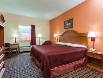 לואיוויל Howard Johnson By Wyndham Airport מראה חיצוני תמונה